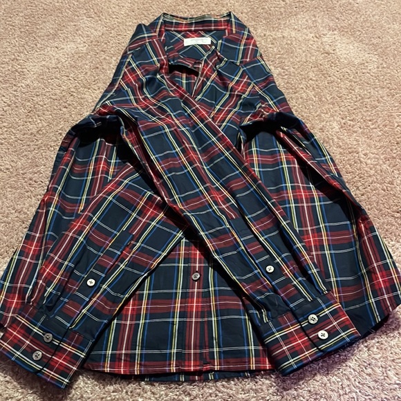 Untuckit button down - Picture 2 of 7